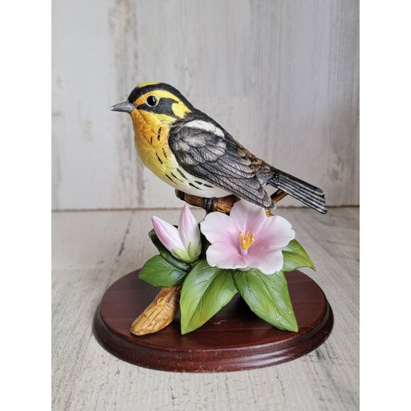 Andrea by Sadek Warbler 1993 vintage 9114 bird flower figure decor - Picture 1 of 8